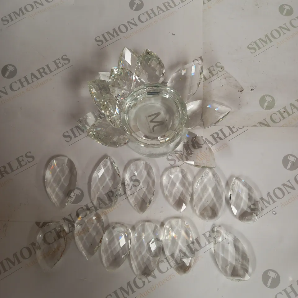 JULIAN MCDONALD LOTUS CANDLE HOLDER - CLEAR