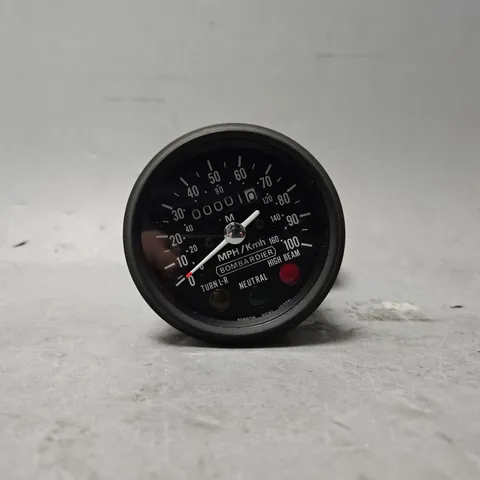 BOMBARDIER SPEEDOMETER