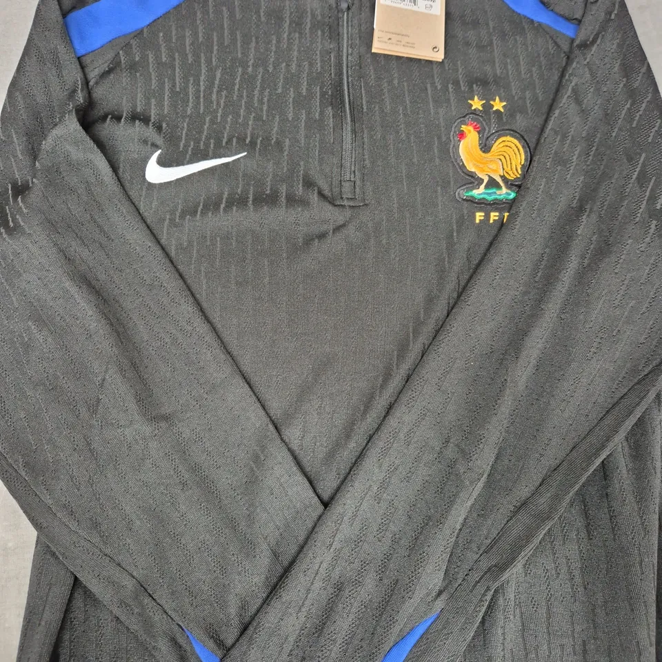 NIKE FRANCE FOOTBALL LONG SLEEVE TOP IN BLACK/BLUE SIZE LARGE