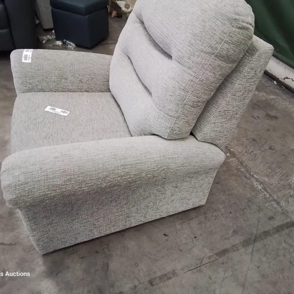 QUALITY BRITISH DESIGNER & MANUFACTURED G PLAN HOLMES EASY CHAIR FARROW MIST FABRIC 