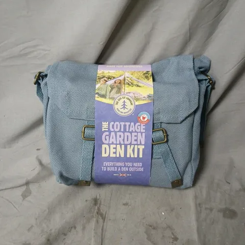 THE COTTAGE GARDEN DEN KIT – OUTDOOR DEN KIT IN BLUE BAG
