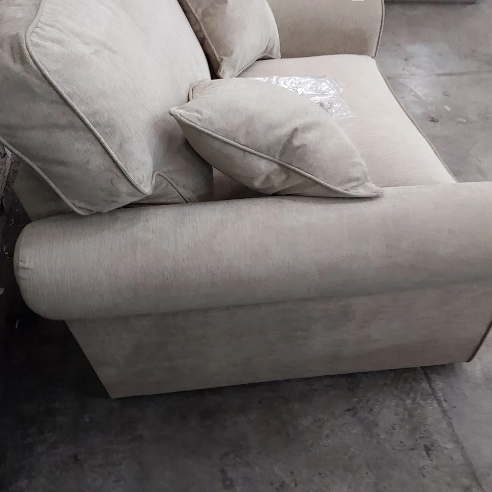 DESIGNER SNUGGLER CHAIR NATURAL FABRIC 