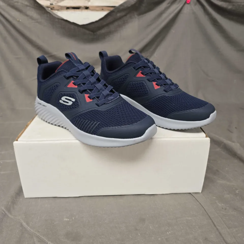 SKECHERS MENS ULTRA LIGHT TRAINERS - BLUE - SIZE 7