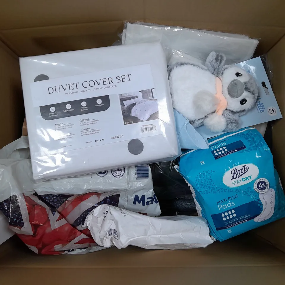 APPROXIMATELY 20 ASSORTED HOUSEHOLD ITEMS TO INCLUDE CRIMPIT WRAP SEALER, MAXI PLUS PADS, DUVET COVER SET, ETC