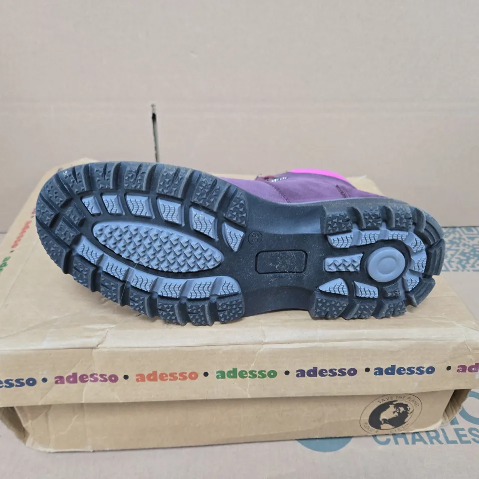 OUTLET ADESSO MARLEY WATER RESISTANT HIKING BOOT SIZE 6