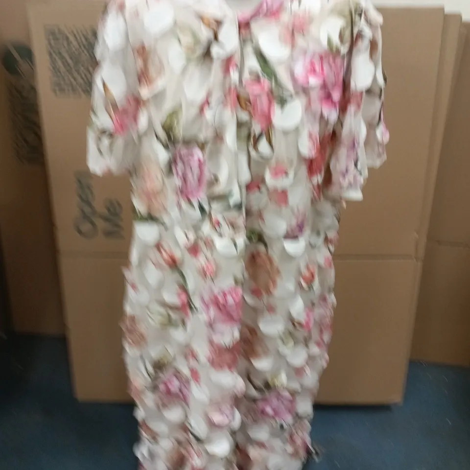 WOMEN'S FLORAL MAXI DRESS – SIZE UNSPECIFIED