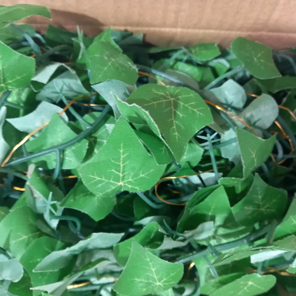 SOLAR POWERED IVY STRING LIGHT