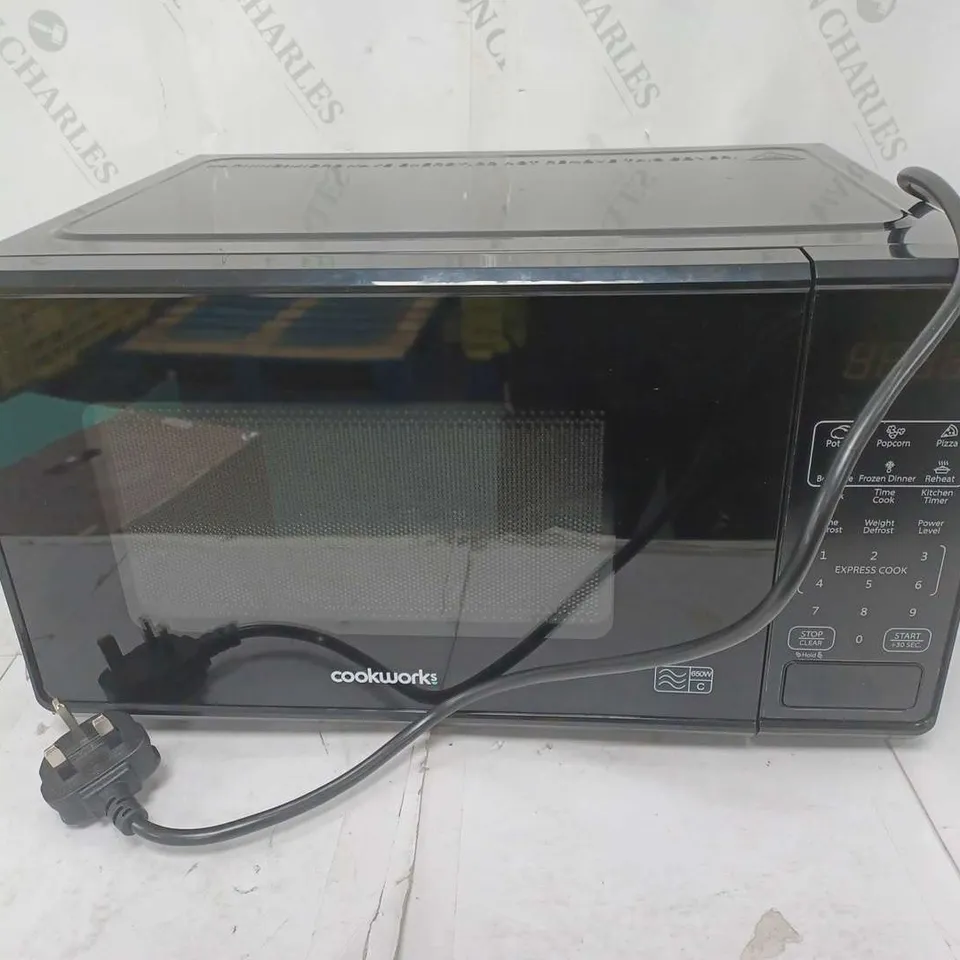 BOXED COOKWORKS 700W MICROWAVE IN BLACK