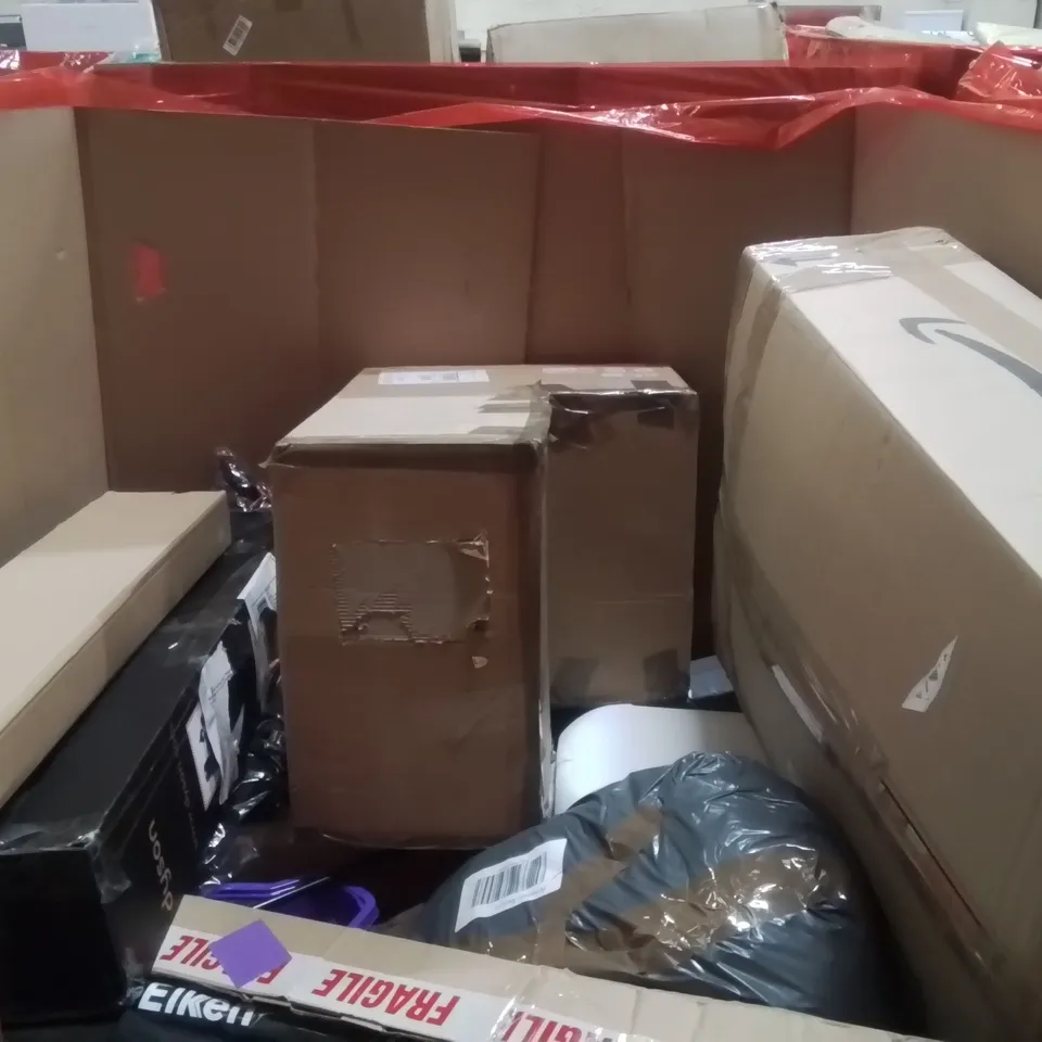 PALLET OF ASSORTED HOUSEHOLD GOODS AND PRODUCTS TO INCLUDE;INLINE SKATES,SCOOTER,DARTBOARD STAND,MIRROR AND OTHER ASSORTED ITEMS...