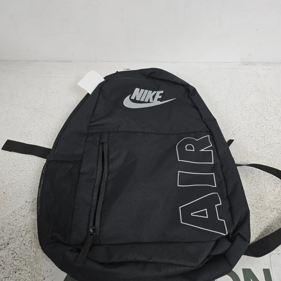 NIKE BACKPACK 