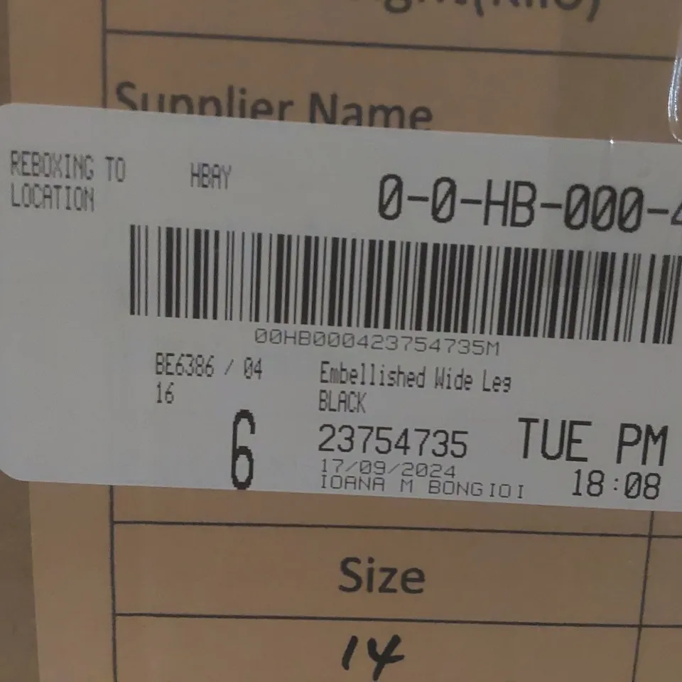 BOX CONTAINING APPROXIMATELY 6x BRAND NEW SIMPLY BE EMBELLISHED WIDE LEG BLACK JEANS - SIZE 16