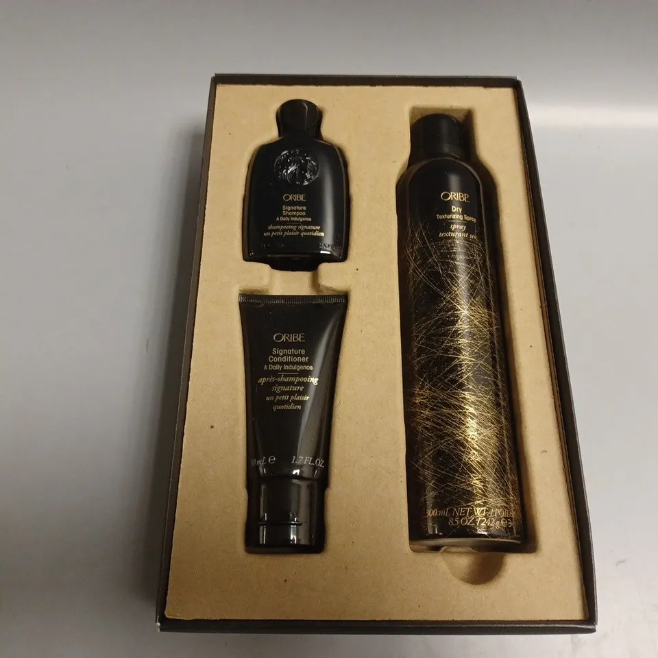 BOXED ORIBE SIGNATURE STYLE SET