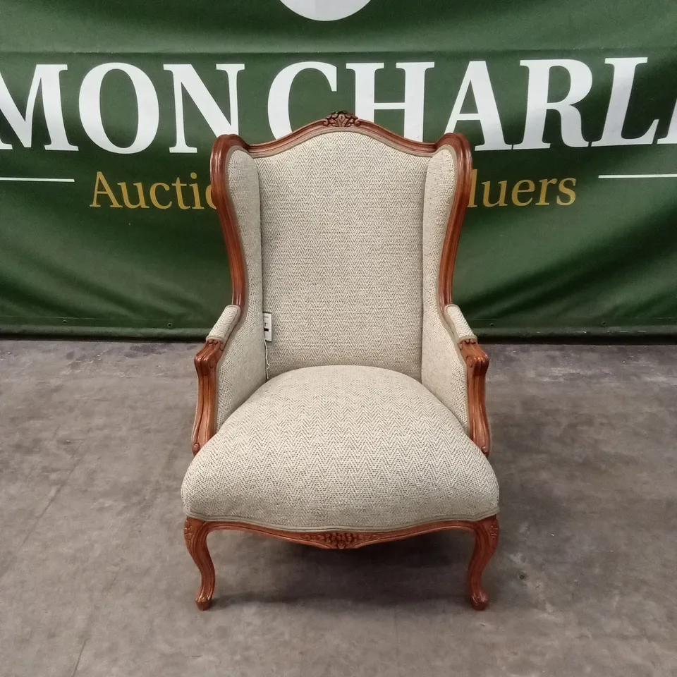 QUALITY HIGH-END DESIGNER FABRIC WINGBACK ACCENT CHAIR