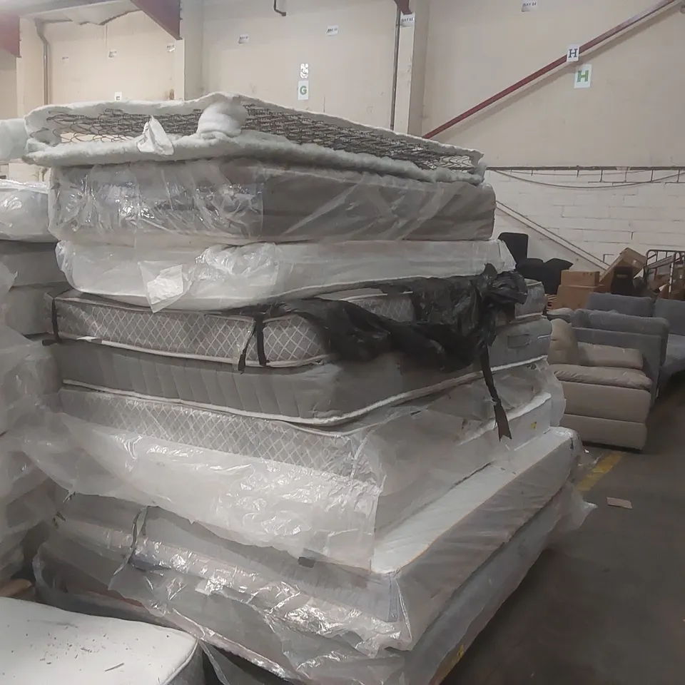 PALLET CONTAINING APPROXIMATELY 9x ASSORTED MATTRESSES - CONDITIONS VARY