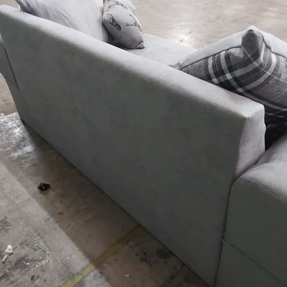 DESIGNER 2.5 SEATER SCROLL ARM SOFA GREY FABRIC WITH SCATTER CUSHIONS 