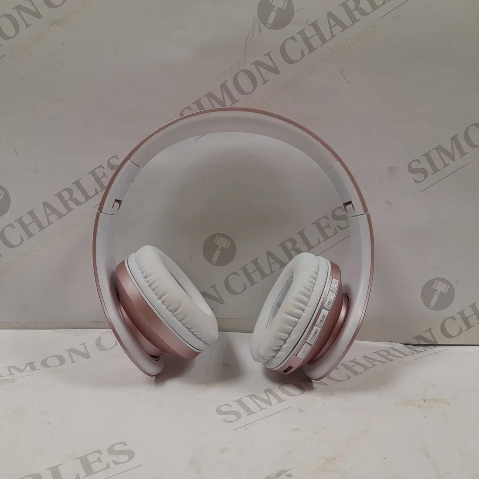 WORWODER HEADPHONES IN PINK 
