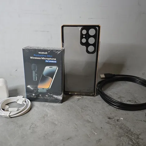 APPROXIMATELY 12 ASSORTED ITEMS TO INCLUDE - USB-C TO USB-C CABLE , WIRELESS MICROPHONE , USB TO USB-C ETC