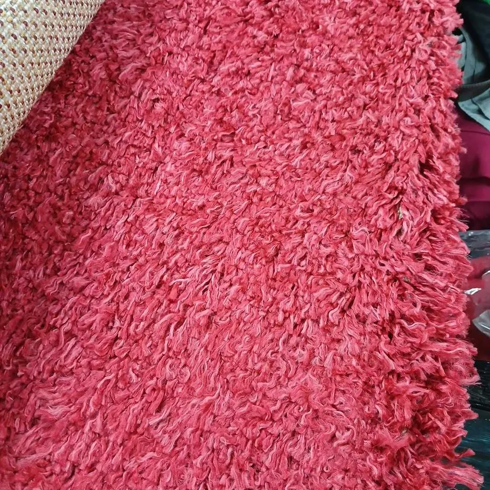 UNBRANDED SHAGGY RUG IN RED - SIZE UNSPECIFIED