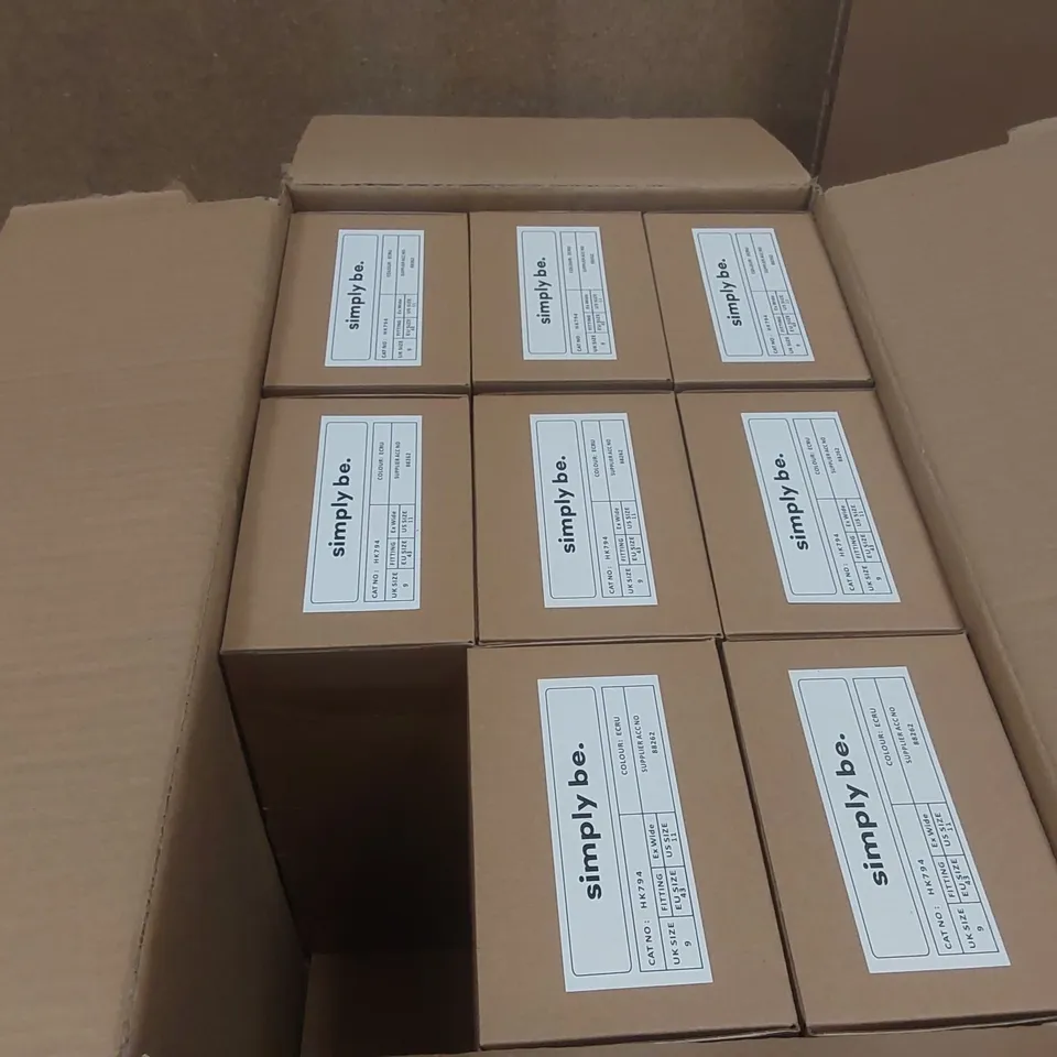 BOX CONTAINING APPROXIMATELY 9x BRAND NEW SIMPLY BE ECRU BROOKE EXTRA WIDE SHOES - SIZE 9