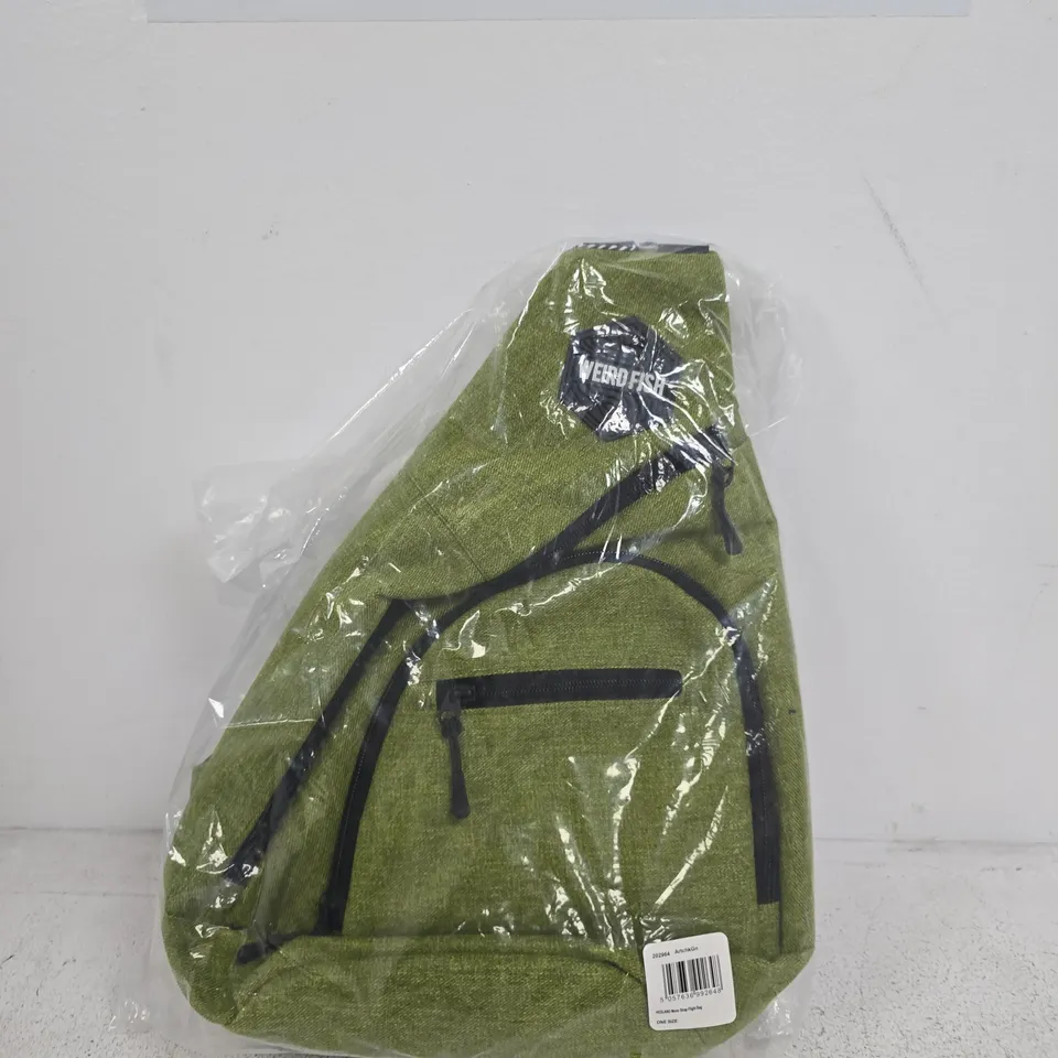 BAGGED WEIRD FISH MONO STRAP FLIGHT BAG 
