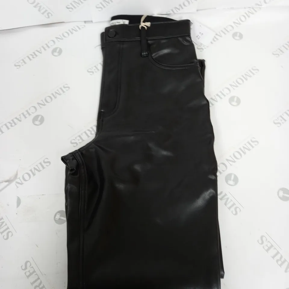 ABERBROMBIE AND FITCH FAUX LEATHER TROUSERS SIZE 27/4