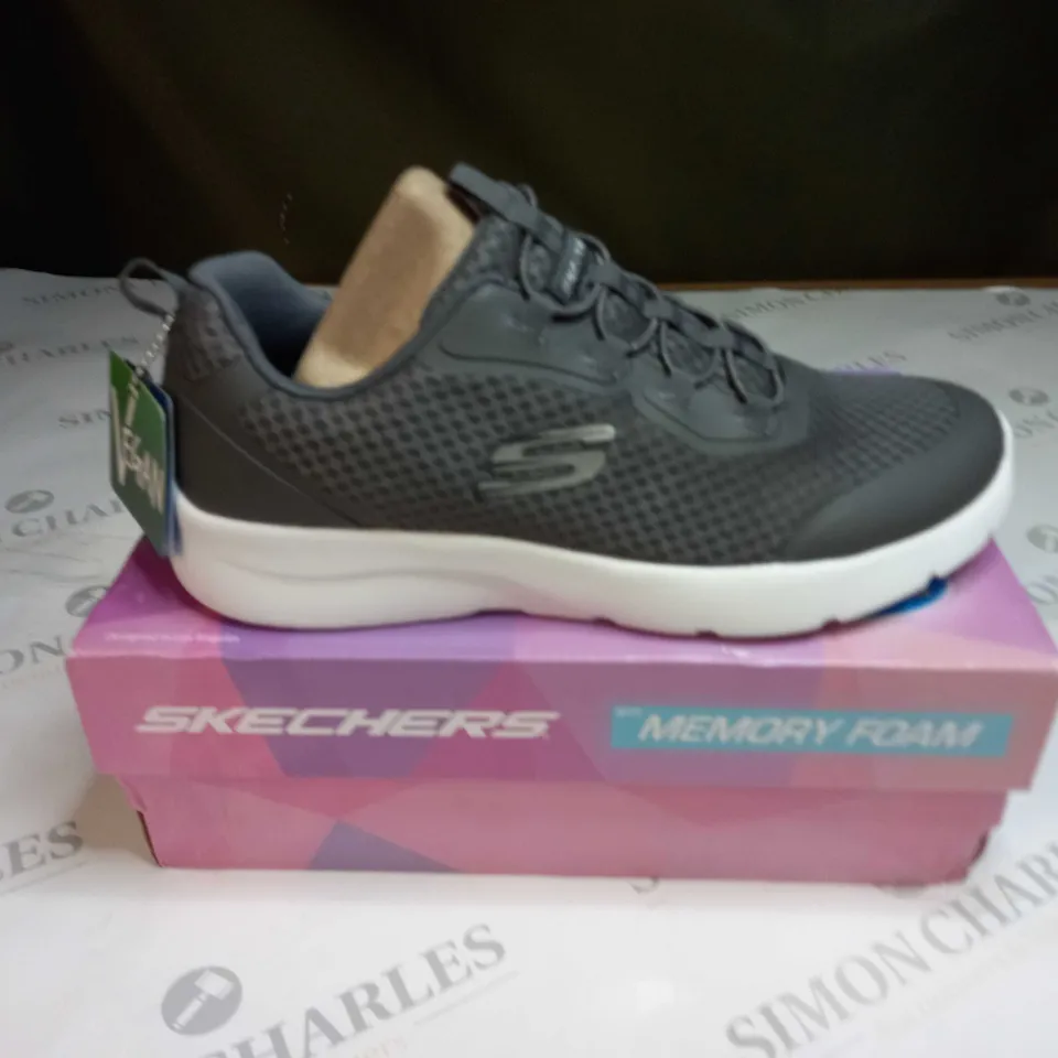 SKECHERS DYNAMIGHT 2 TRAINERS SIZE 6