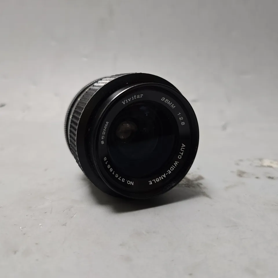VIVITAR 35MM 1:2,8 AUTO WIDE ANGLE LENS 