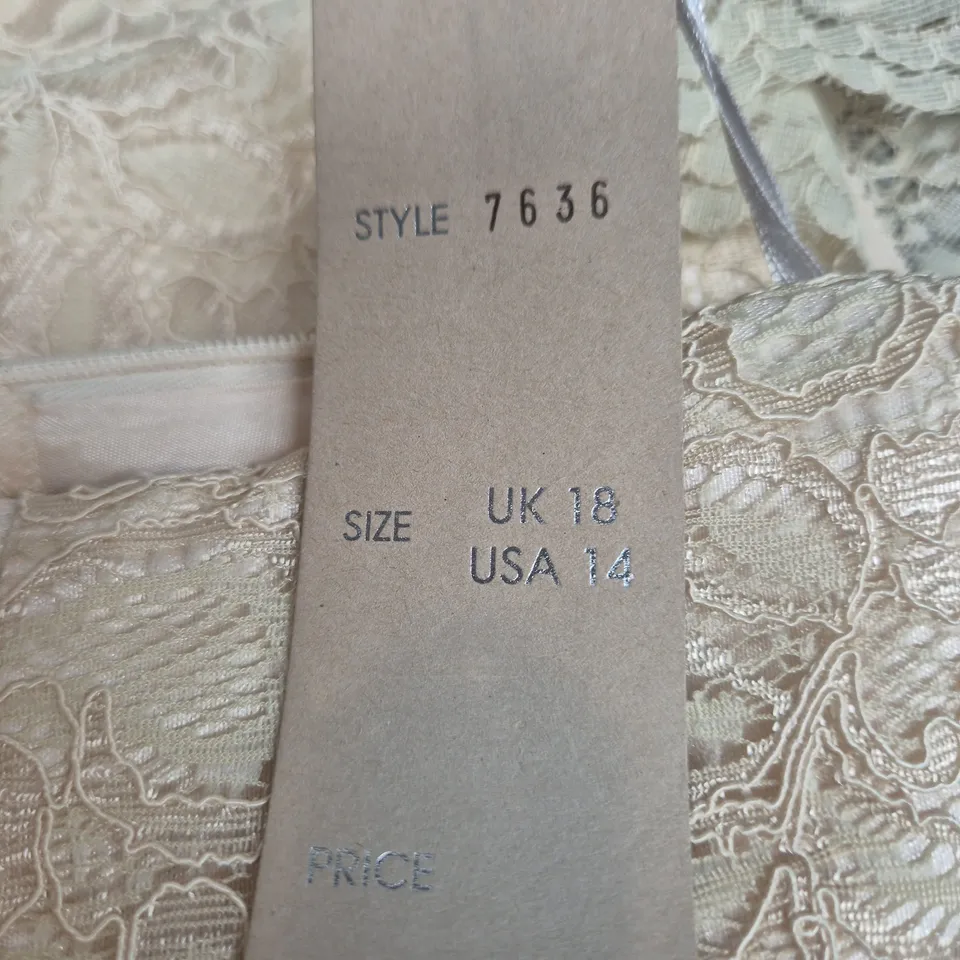 MICHAELA LOUISA LACE DRESS, STYLE 7636, UK 18 (USA 14) – CREAM