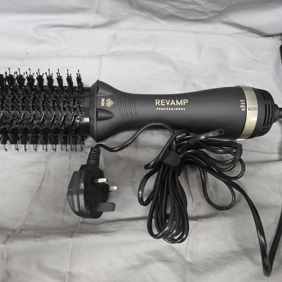 REVAMP PROFESSIONAL HOT AIR BRUSH – BOXED