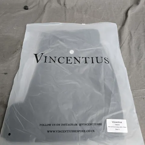 VINCENTIUS MEN’S TECHNICAL CARGO PANTS – BLACK, SIZE S