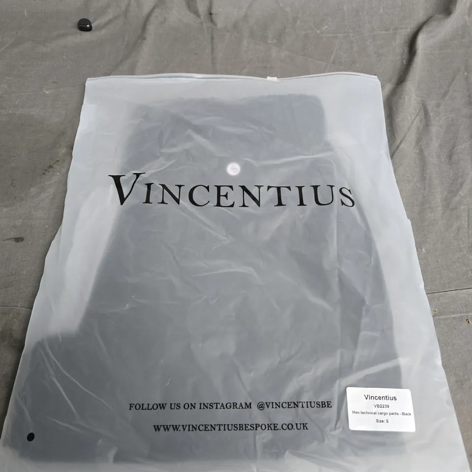 VINCENTIUS MEN’S TECHNICAL CARGO PANTS – BLACK, SIZE S