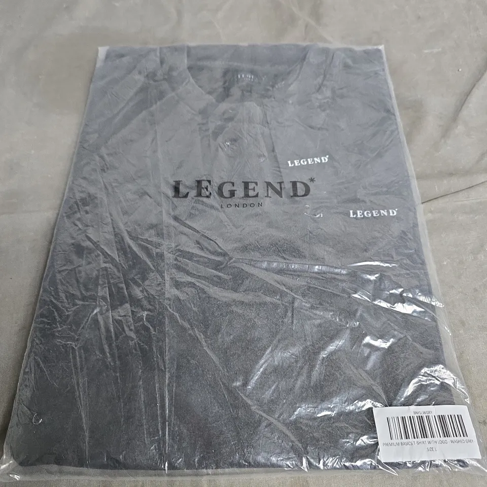 LEGEND LONDON PREMIUM BASICS T-SHIRT WITH LOGO – WASHED GREY – SIZE L