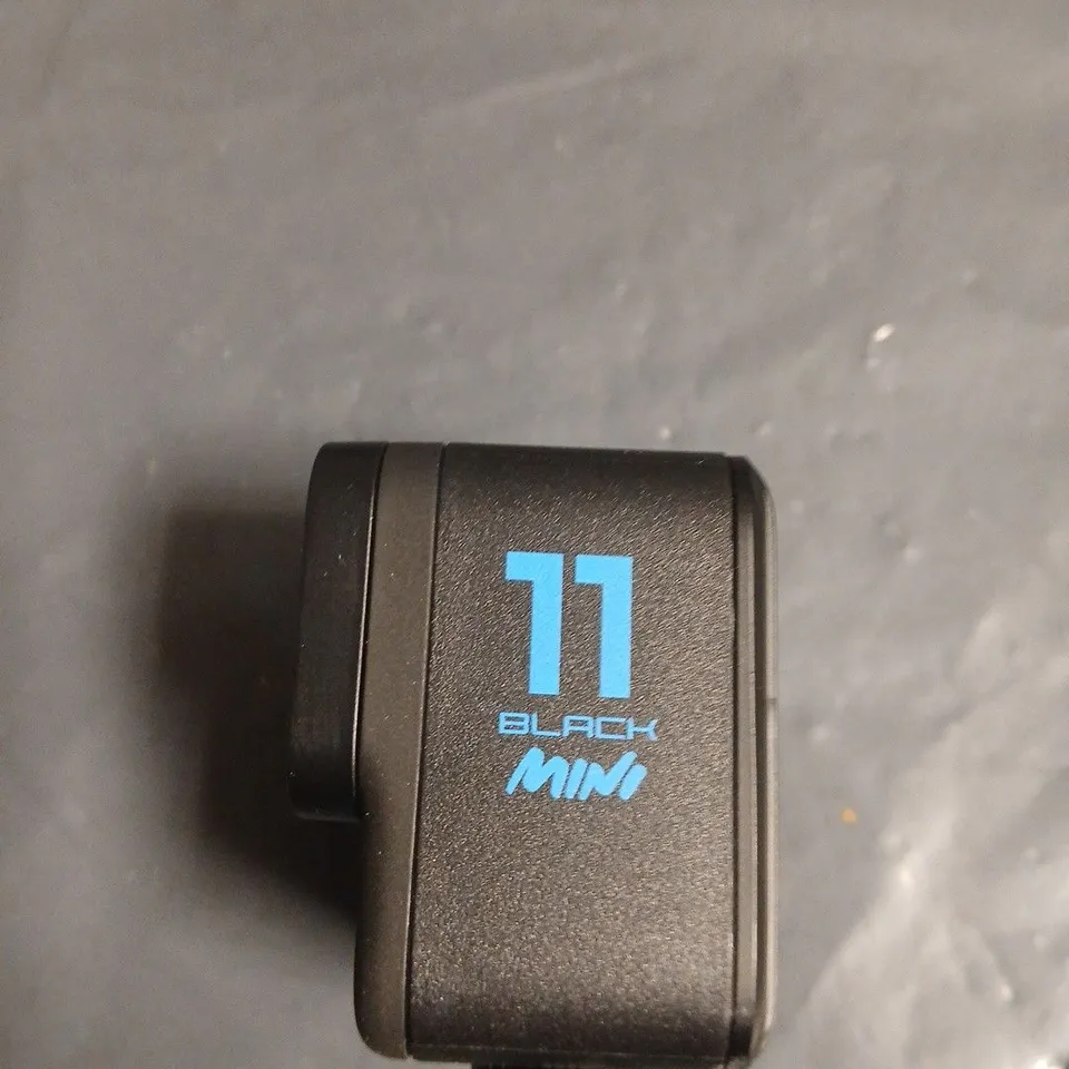 GOPRO HERO11 BLACK MINI ACTION CAMERA – IN CASE WITH USB-C CABLE