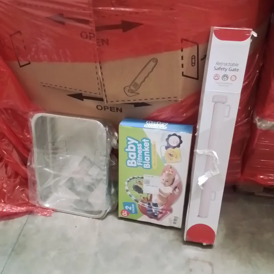 PALLET OF ASSORTED HOUSEHOLD GOODS AND PRODUCTS TO INCLUDE;CAT LITTER TRAY,RETRACTABLE SAFETY GATE,BABY BLANKET