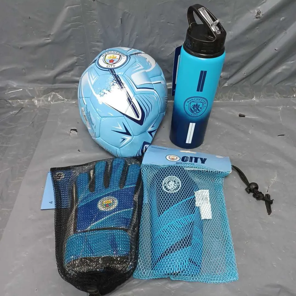 MANCHESTER CITY FOOTBALL, GLOVES, SHIN GUARDS AND DRINKING BOTTLE SET