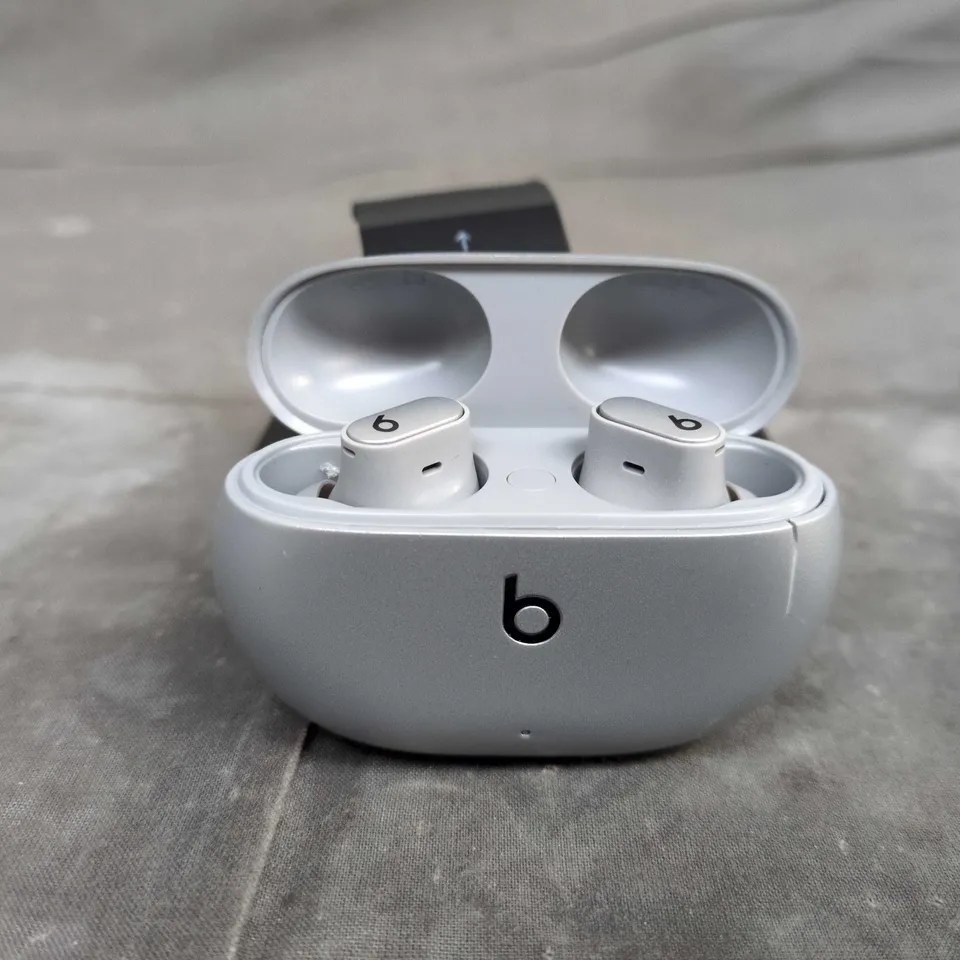 OUTLET BEATS STUDIO BUDS NOISE CANCELLING EARBUDS