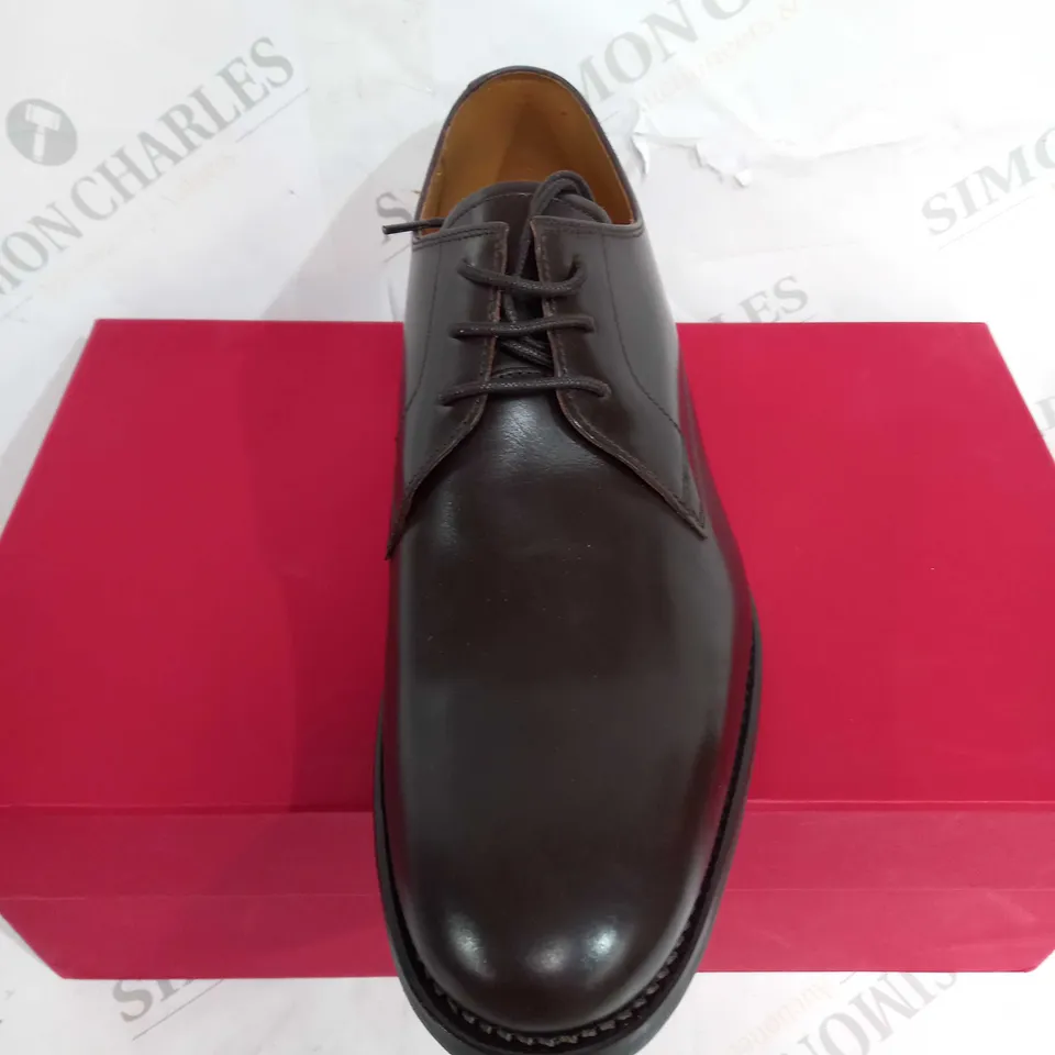 BOXED GRENSON GARDENER SHOES, BROWN - SIZE 9