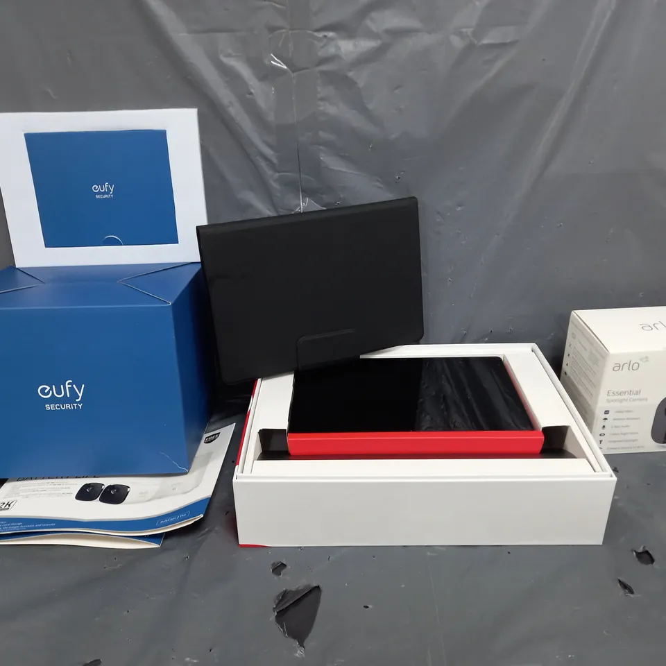 BOX OF APPROX 10 ASSORTED HOUSEHOLD GOODS TO INCLUDE EMPORIA TABLET , ARLO SPOTLIGHT CAMERA , ETC