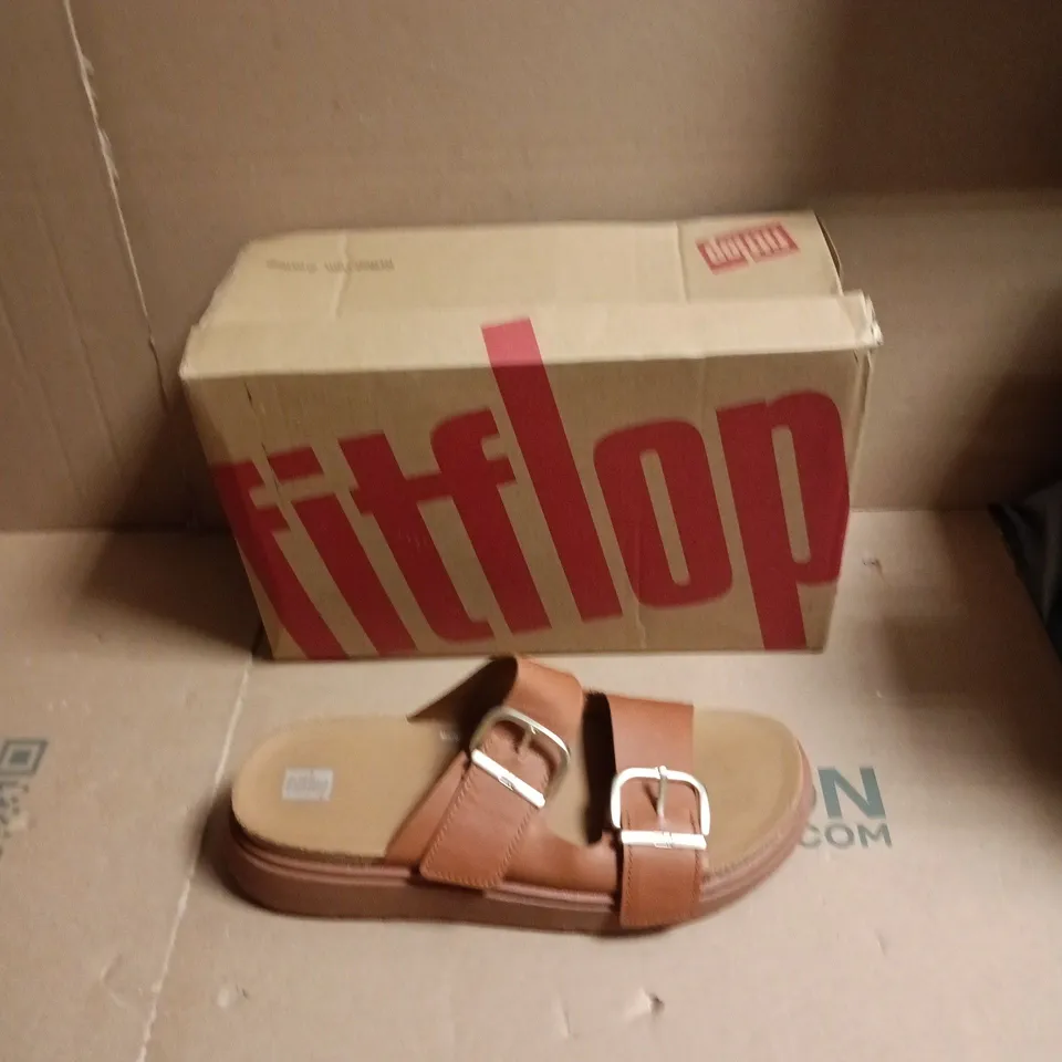 FITFLOP LEATHER SANDALS WITH BUCKLE STRAPS – BROWN - UK SIZE 8