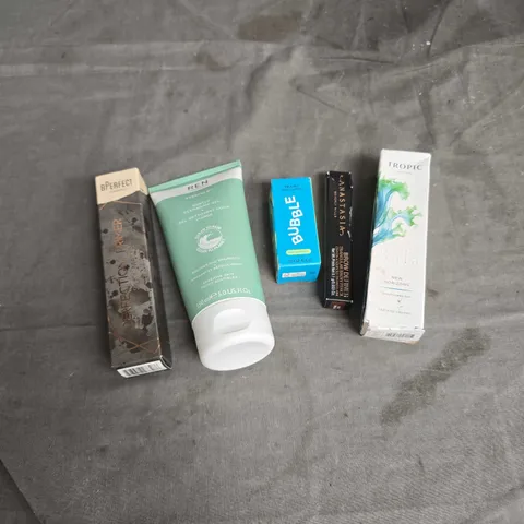 LOT OF APPROX 5 ASSORTED COSMETIC PRODUCTS TO INCLUDE - BUBBLE SKINCARE LIP BALM - REN CLEAN SKINCARE CKEANSING GEL - TROPIC BLEMISH CLEARING MASK - ETC