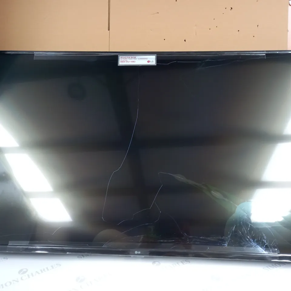 LG LED UQ70 50" 4K UHD SMART TV [COLLECTION ONLY]