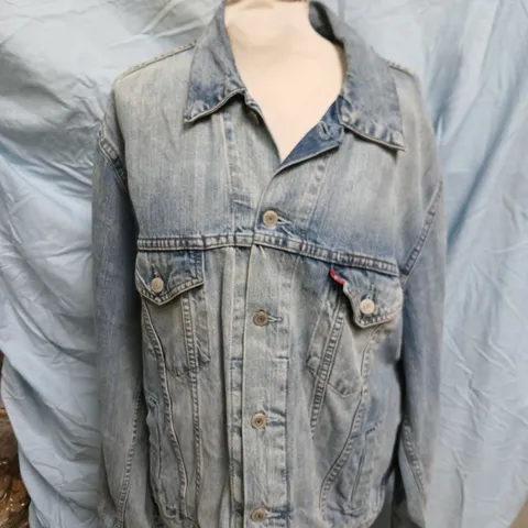 LEVI'S DENIM JACKET, LIGHT BLUE – SIZE L