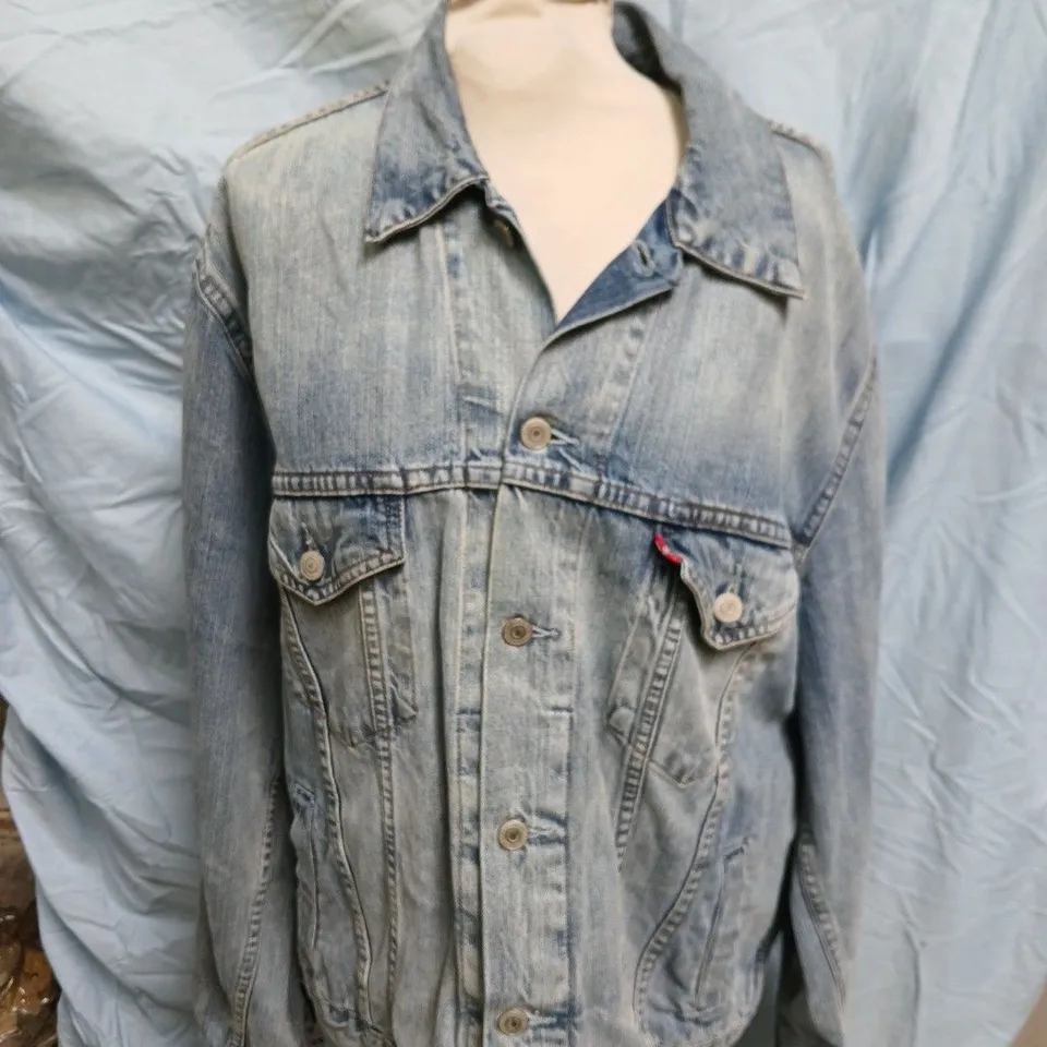 LEVI'S DENIM JACKET, LIGHT BLUE – SIZE L