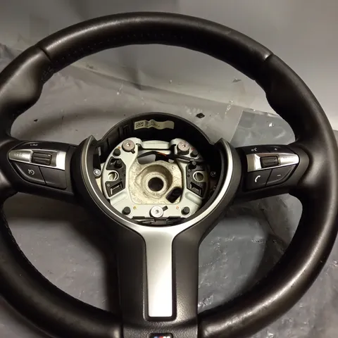 BMW 4 SERIES MULTIFUNCTION STEERING WHEEL 