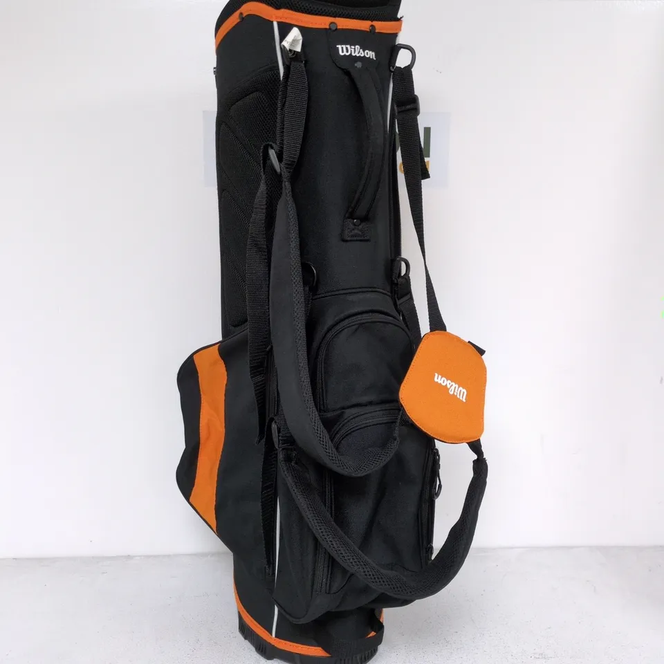 WILSON GOLF BAG IN BLACK/ORANGE