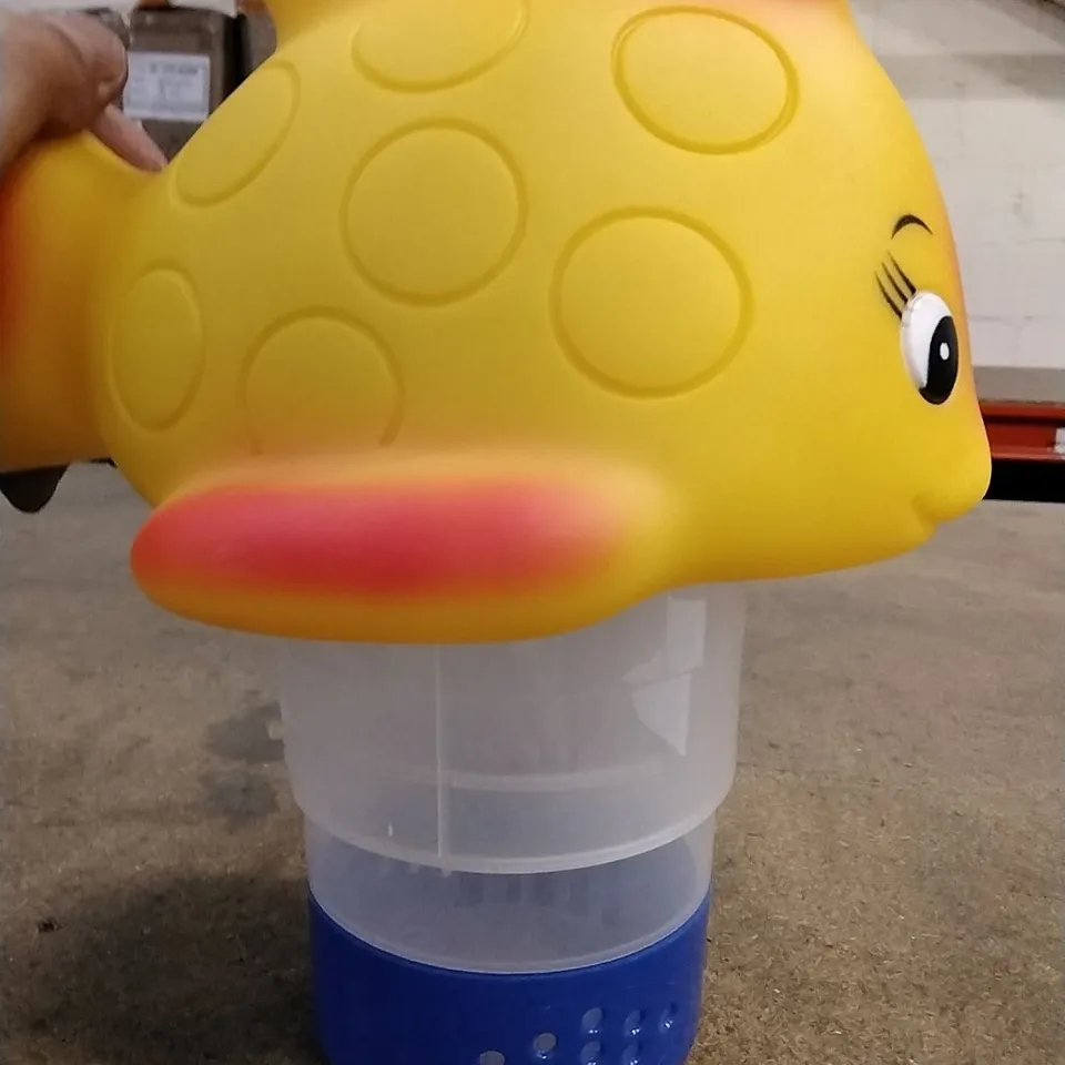 A BOX OF 5 BOXED FLOATING CHLORINE DISPENSERS IN FISH DESIGN 