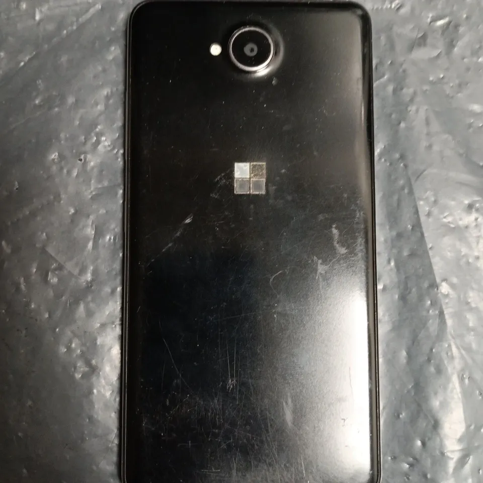 MICROSOFT LUMIA 650 MOBILE SMARTPHONE