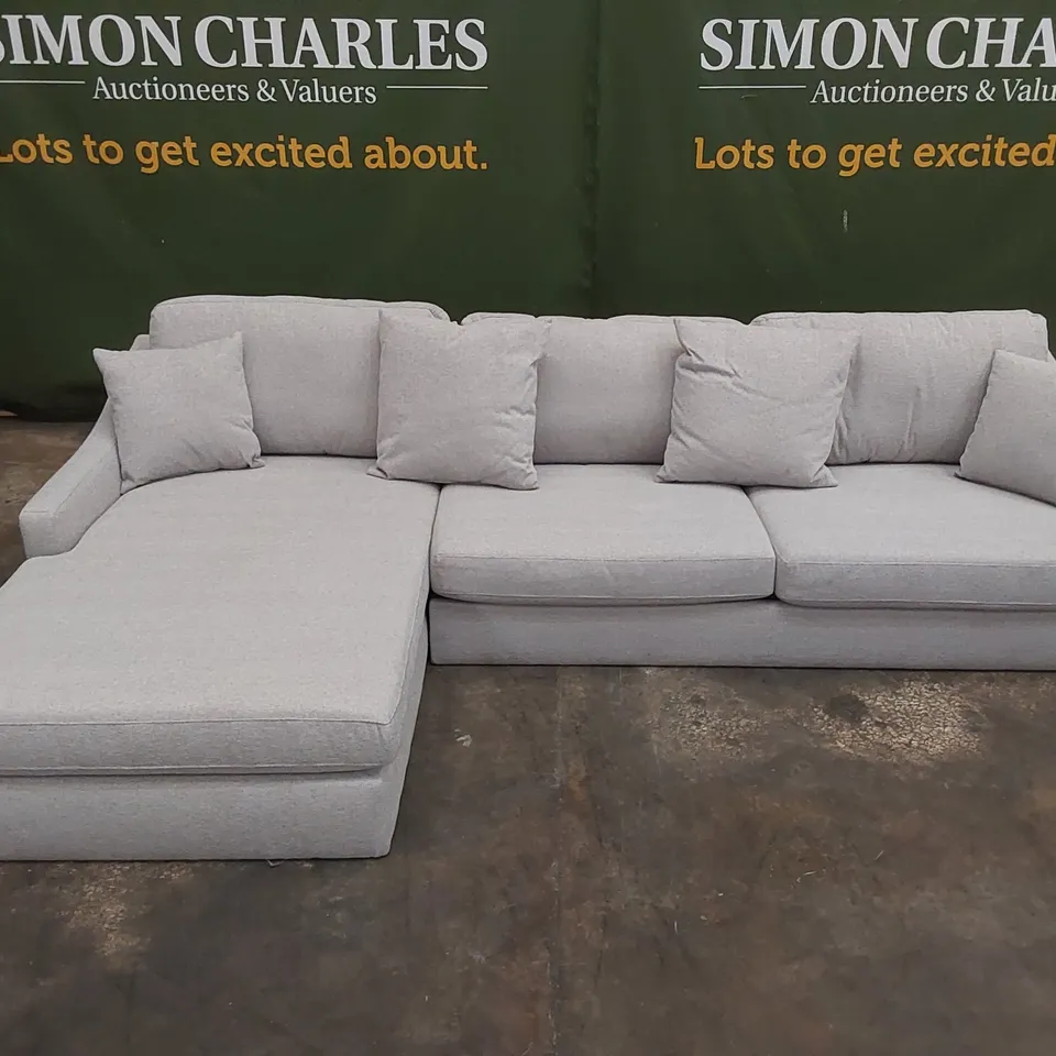 DESIGNER FABRIC UPHOLSTERED CHAISE SOFA WITH SCATTER CUSHIONS