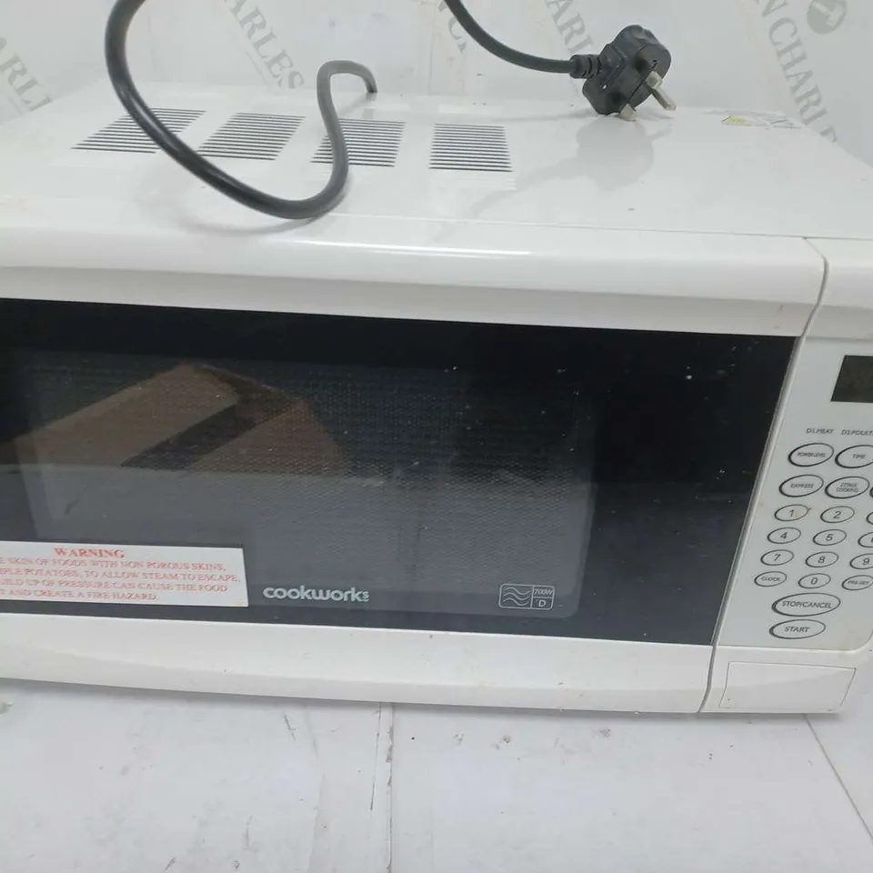 COOKWORKS MIRCROWAVE IN WHITE