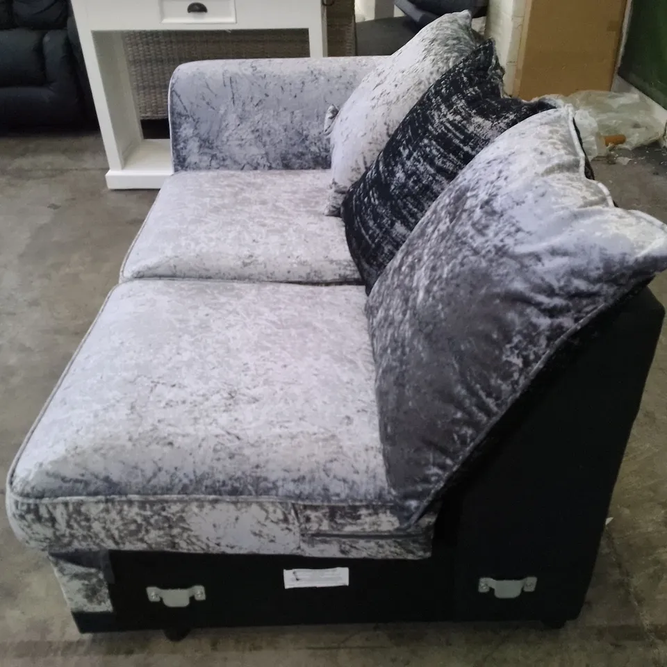 QUALITY DESIGNER RHF SECTION SOFA - GREY/BLACK FABRIC 